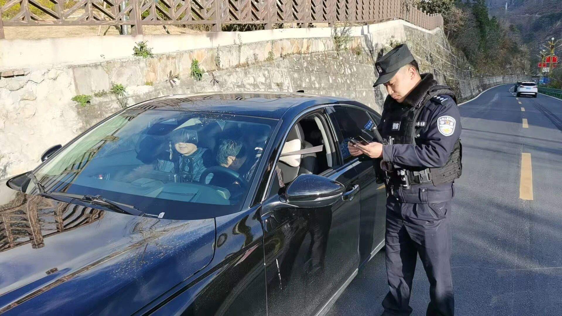 陈秋2(1).jpg 陈秋2(1).jpg